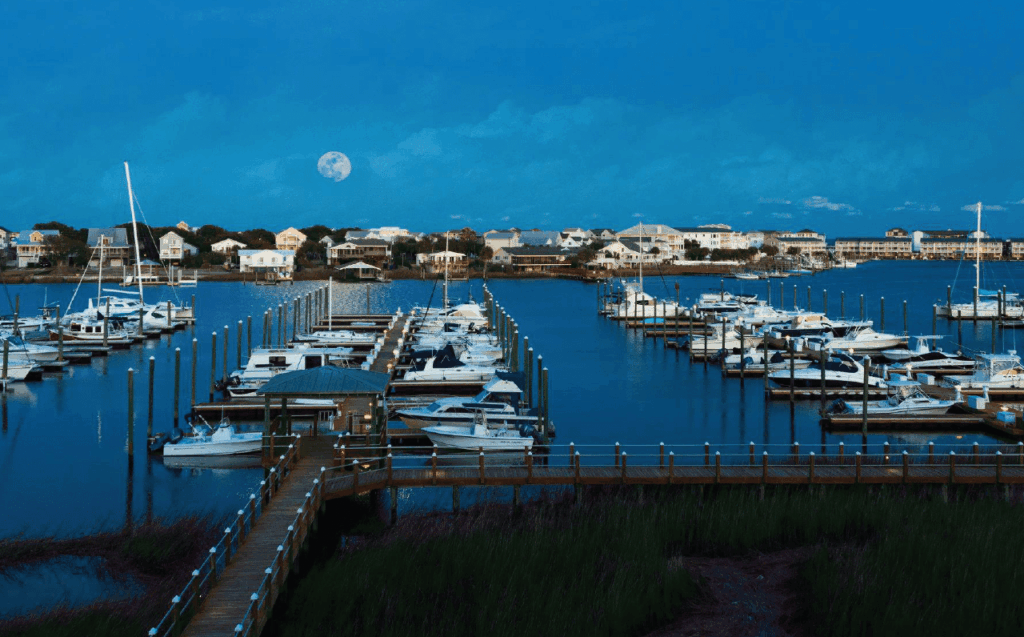 50′ boat slip at Harbour Point Yacht Club