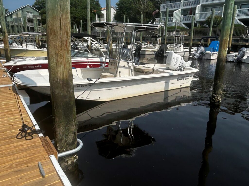20′ boat slip at Otter Creek Yacht Club