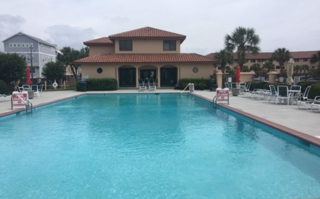 31′ boat slip at Waterfronte Villas & Yacht Club