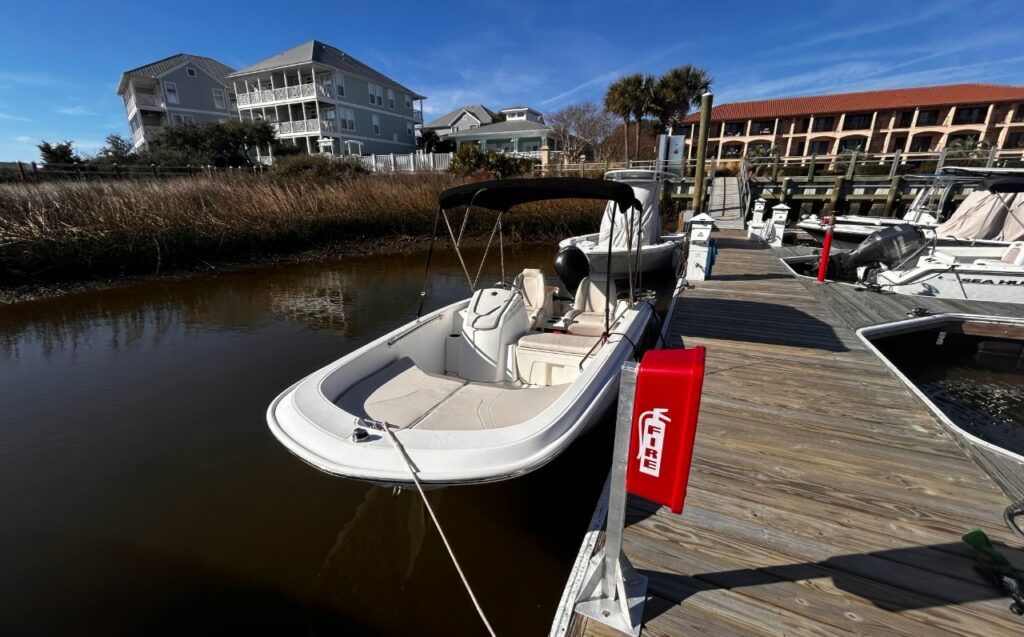 25′ boat slip at Waterfronte Villas & Yacht Club