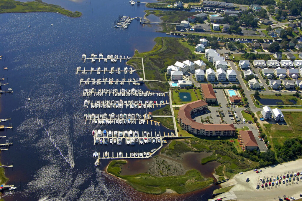 Waterfronte Villas & Yacht Club
